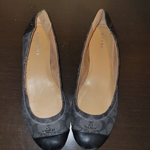 Coach flats
